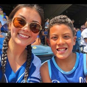 Meet your Posher, Emily